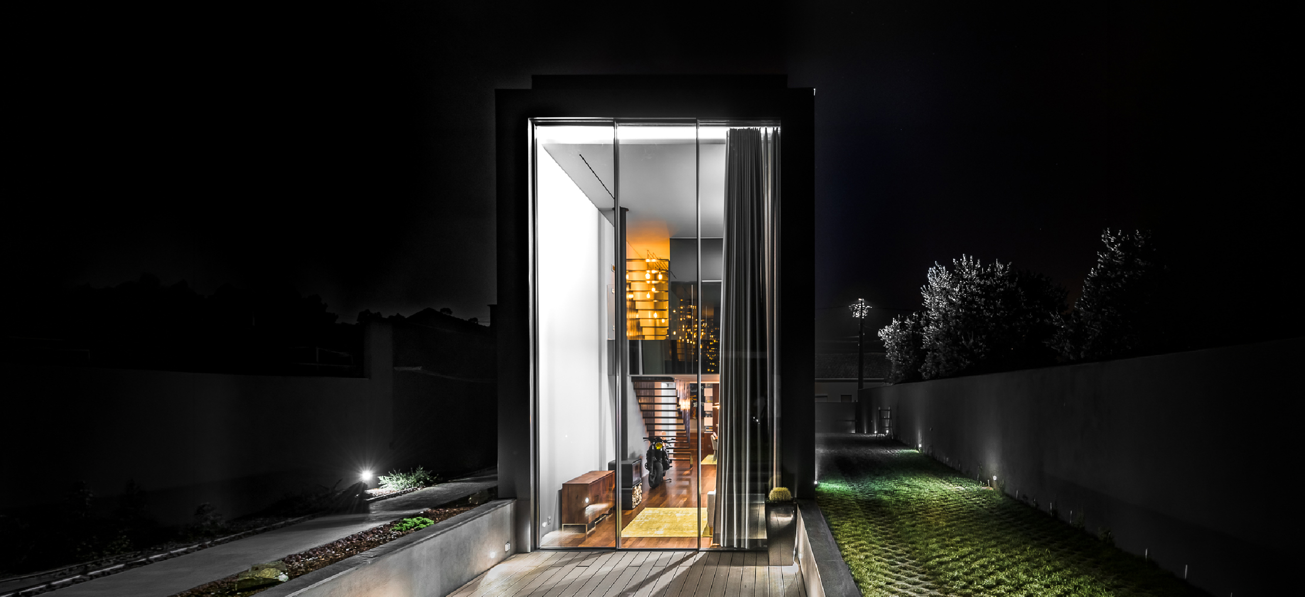 HYLINE - The architecture of scale designing for monumental views